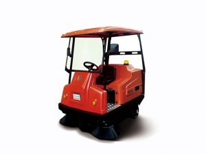 半封闭驾驶式扫地机：W1350(租赁)